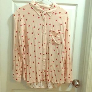 🍓Button Down Pink Strawberry Shirt 🍓